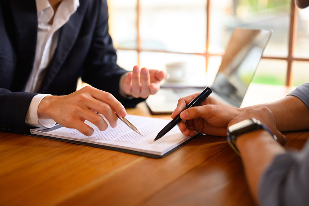 business-consult Pair of business people in a consultation